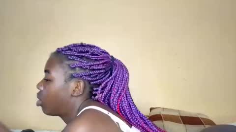 Snapshot of prettyzuzu chatting on December 2, 7:36 am prettyzuzu online show from December 2, 7:36 am