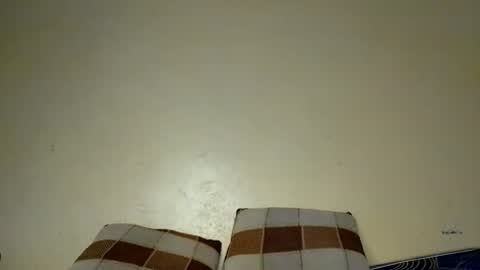 Snapshot of prettyzuzu chatting on December 13, 8:36 pm prettyzuzu online show from December 13, 8:36 pm