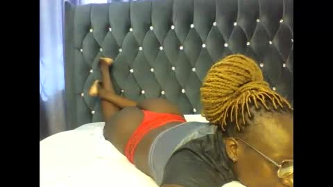 pretymellani online show from January 10, 11:56 am