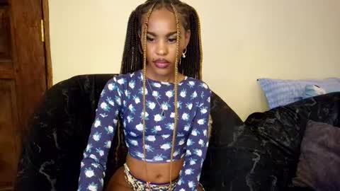 priceless_sexy online show from February 10, 9:46 am