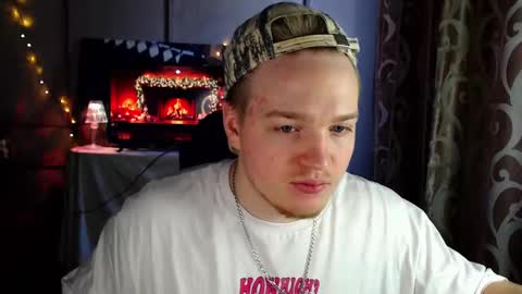 Snapshot of princ4real chatting on February 22, 10:29 am prince online show from February 22, 10:29 am