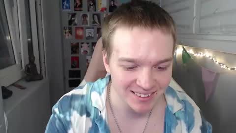 Snapshot of princ4real chatting on March 8, 3:13 pm prince online show from March 8, 3:13 pm