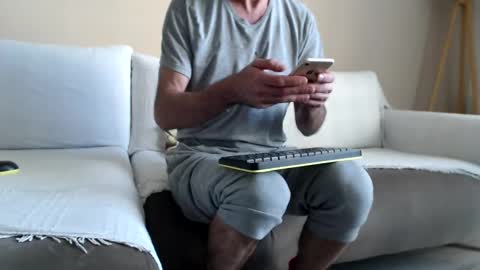 prince_89 online show from December 10, 7:37 am