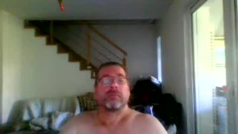 Snapshot of prince_montechrist0 chatting on July 6, 8:22 am chris online show from July 6, 8:22 am