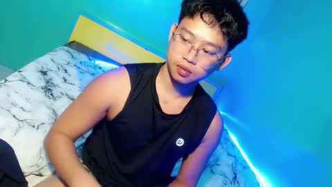 prince_valx online show from April 15, 7:59 am