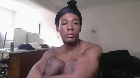 princeofmisfit online show from November 17, 7:52 pm