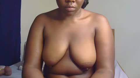 Snapshot of princes_leilani chatting on February 18, 9:44 pm Queen of nyash online show from February 18, 9:44 pm