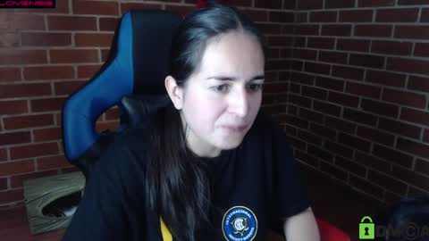 Leia online show from May 12, 9:45 pm