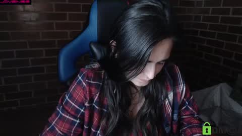 Leia online show from June 19, 1:32 am