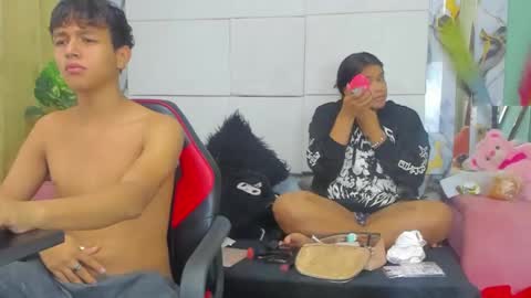 PrincesANDdark online show from January 7, 1:02 pm