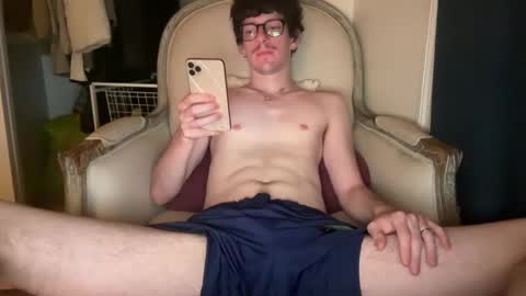 Peaches online show from October 8, 2:31 am