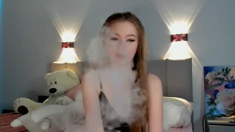 Snapshot of princess_nier chatting on January 13, 8:37 pm Princess Diana online show from January 13, 8:37 pm
