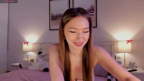 Snapshot of princess_nier chatting on December 4, 6:27 pm Princess Diana online show from December 4, 6:27 pm