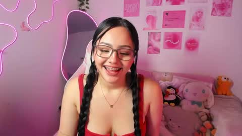 Snapshot of princess_saris chatting on April 25, 9:45 pm online show from April 25, 9:45 pm