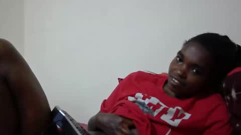 princess_scovia online show from March 2, 5:08 am