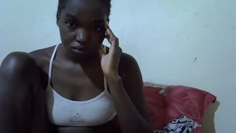 Snapshot of princess_scovia chatting on May 1, 6:01 pm princess_scovia online show from May 1, 6:01 pm
