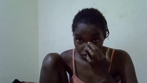 Snapshot of princess_scovia chatting on May 12, 12:57 pm princess_scovia online show from May 12, 12:57 pm
