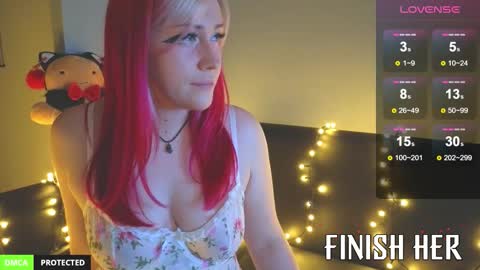 Snapshot of princess_sofiee chatting on February 16, 1:18 pm Yo Im Sofiee online show from February 16, 1:18 pm