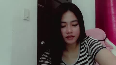 Snapshot of princessaliana chatting on December 10, 4:13 am princessaliana online show from December 10, 4:13 am