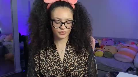 Snapshot of princessamberrrxo chatting on November 29, 2:03 am Amber online show from November 29, 2:03 am