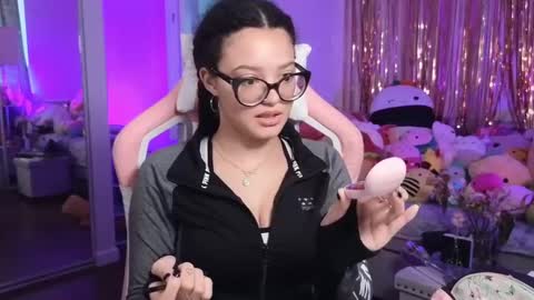 Amber online show from March 18, 10:46 pm