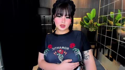 Snapshot of princesshugecummer chatting on February 19, 7:48 pm Astrid Ley online show from February 19, 7:48 pm