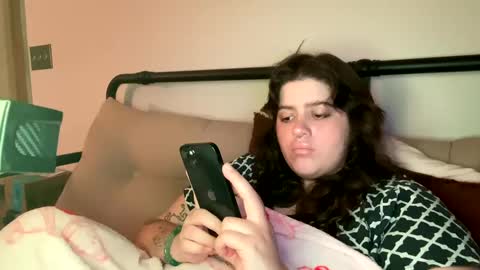 princessviccxo online show from February 4, 9:07 am