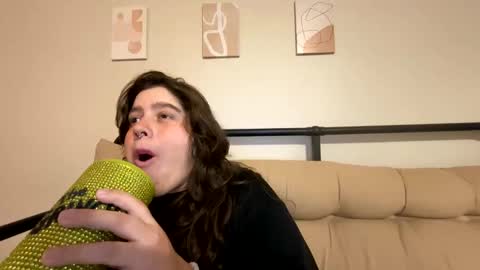 princessviccxo online show from December 3, 3:14 am