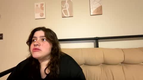 princessviccxo online show from December 4, 4:55 am