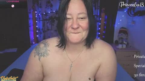 Lux Alot Luxi online show from March 30, 8:10 pm