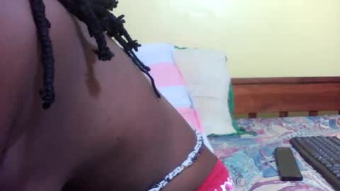 phelly online show from December 3, 8:40 pm