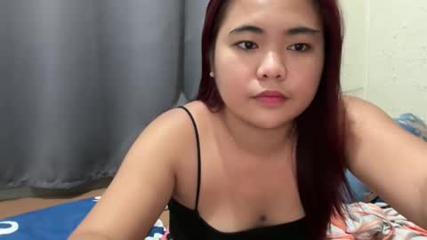Snapshot of princessnaughty69 chatting on October 18, 6:26 am SweetyHeart online show from October 18, 6:26 am