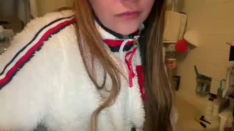 princessoftenis44 online show from March 7, 12:26 am