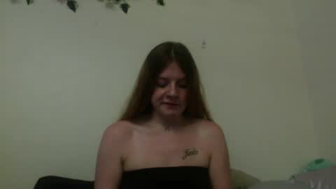 Snapshot of princesssnowflk84 chatting on July 8, 1:21 am princesssnowflk84 online show from July 8, 1:21 am