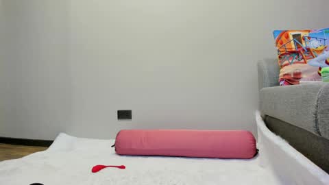PrittiDitti online show from December 8, 1:46 am