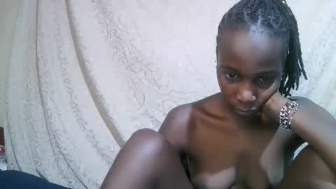 pritty_amber online show from January 14, 5:35 am