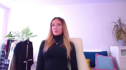 Nansy online show from June 18, 1:48 pm