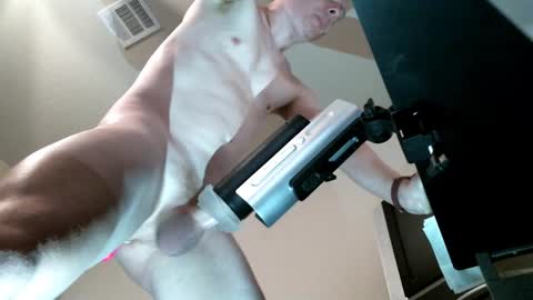 D online show from December 4, 4:16 pm