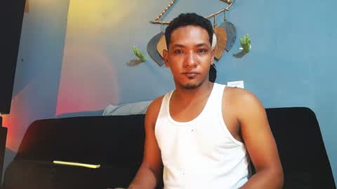 Snapshot of prometo23cm chatting on June 21, 4:09 pm Grande y Gruesa online show from June 21, 4:09 pm