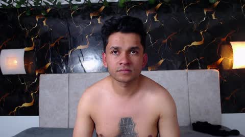 Adris  Juan online show from April 12, 2:05 am