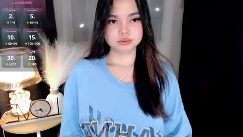 prtty abby03 on ig follow me love online show from September 29, 11:04 am