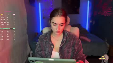 Queen of Pain online show from November 8, 9:35 pm