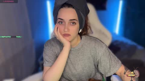 Queen of Pain online show from December 5, 2:25 pm