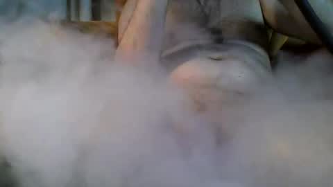 Snapshot of pspee313 chatting on May 23, 9:19 pm pspee313 online show from May 23, 9:19 pm