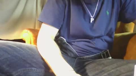 Snapshot of pspee313 chatting on June 7, 6:17 am pspee313 online show from June 7, 6:17 am