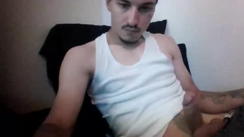 Snapshot of psycho1331 chatting on April 3, 9:46 pm psycho1331 online show from April 3, 9:46 pm