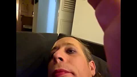 psycoles online show from May 26, 4:08 am