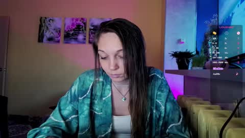 LUCY -----    online show from November 8, 1:33 pm