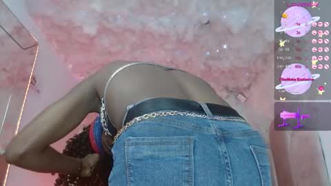 Snapshot of puca_eboony chatting on February 11, 4:45 pm pucca online show from February 11, 4:45 pm