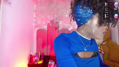 Snapshot of puca_eboony chatting on February 24, 4:49 pm pucca online show from February 24, 4:49 pm